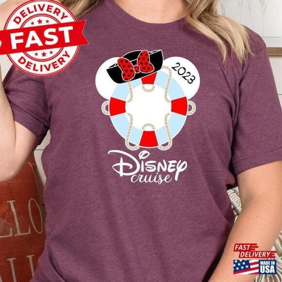 Renee
F Other - Minnie Disney Cruise Matching Couple Cute Vacation Graphic T-Shirt